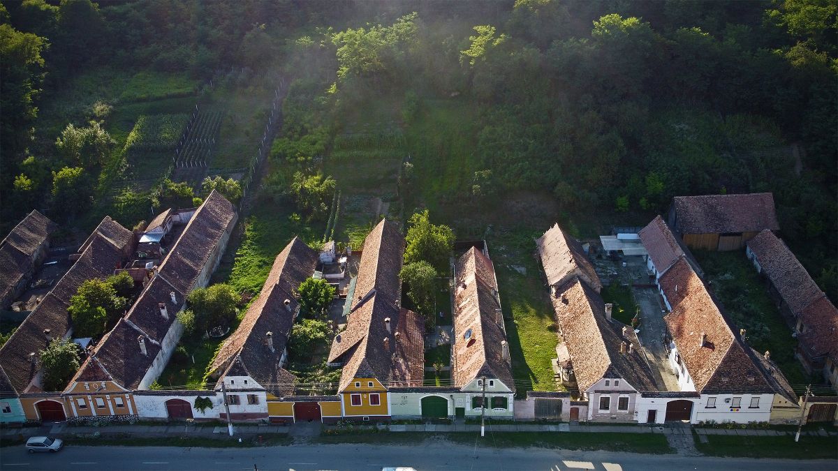 Cum a fost restaurată o casă săsească din Richiș folosind materiale naturale și voluntari internaționali 4 Case stil săsesc în Richiș