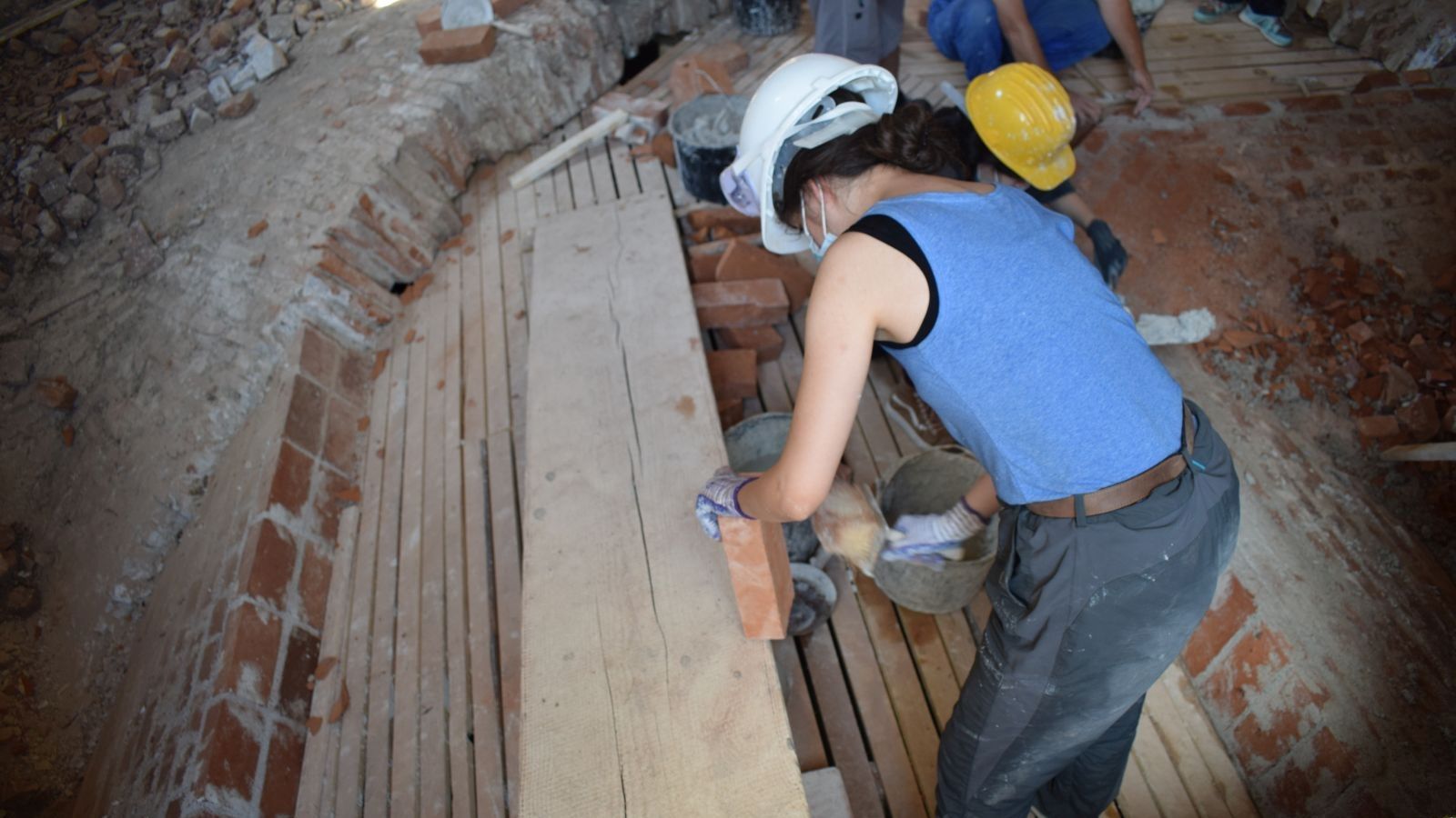 Cum alegi echipa potrivită pentru renovarea unei case 1 Cum alegi echipa potrivită pentru renovarea unei case