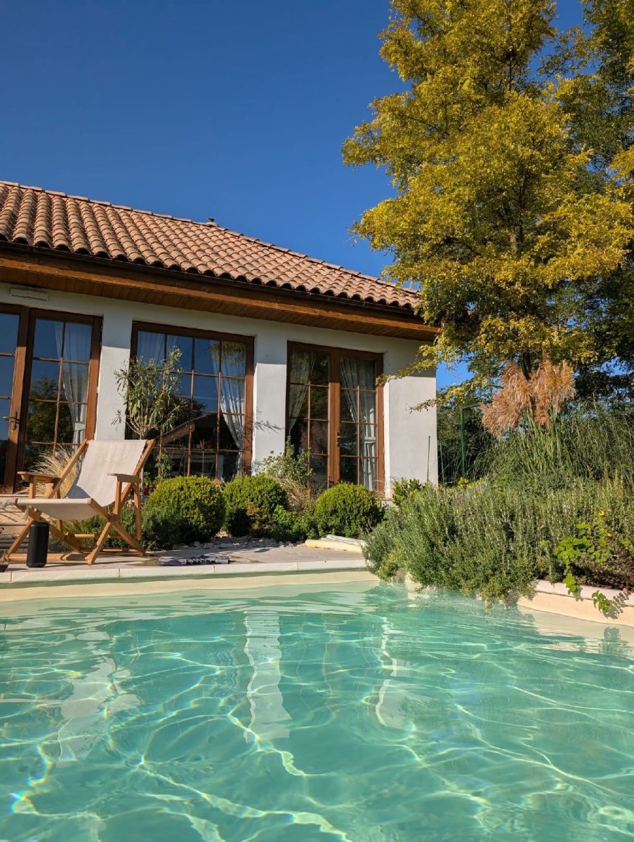 Piscină casă vacanță Jurilovca